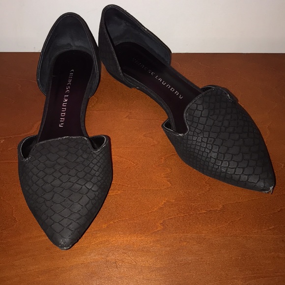 Women’s Size 7.5 Black Flats - Picture 3 of 8